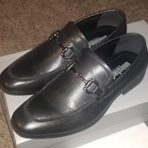 Black Slip-on Dress Shoes